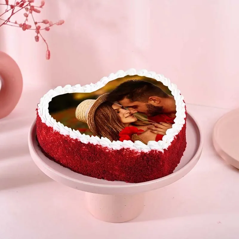 pictureperfectredvelvetanniversarycake9802130caAA
