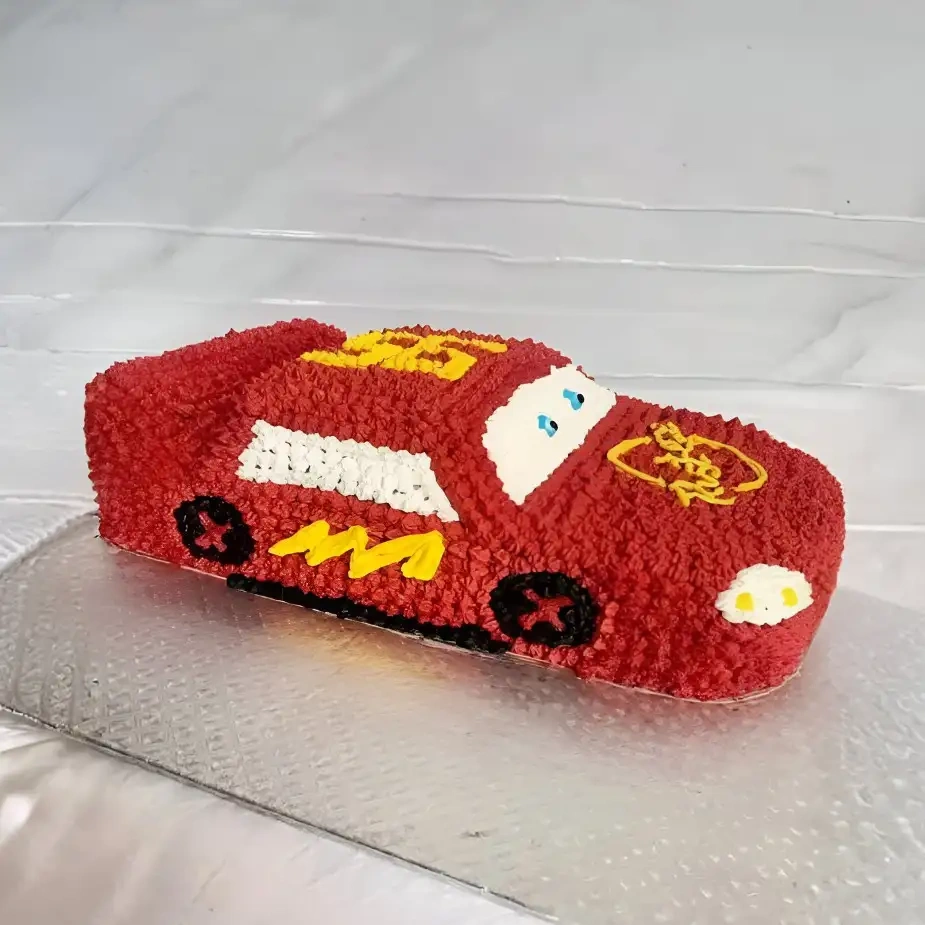 Car Shaped Cream Cake Royale