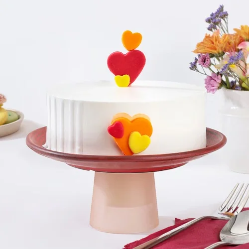 plusciouslovesemifondantcake335046m
