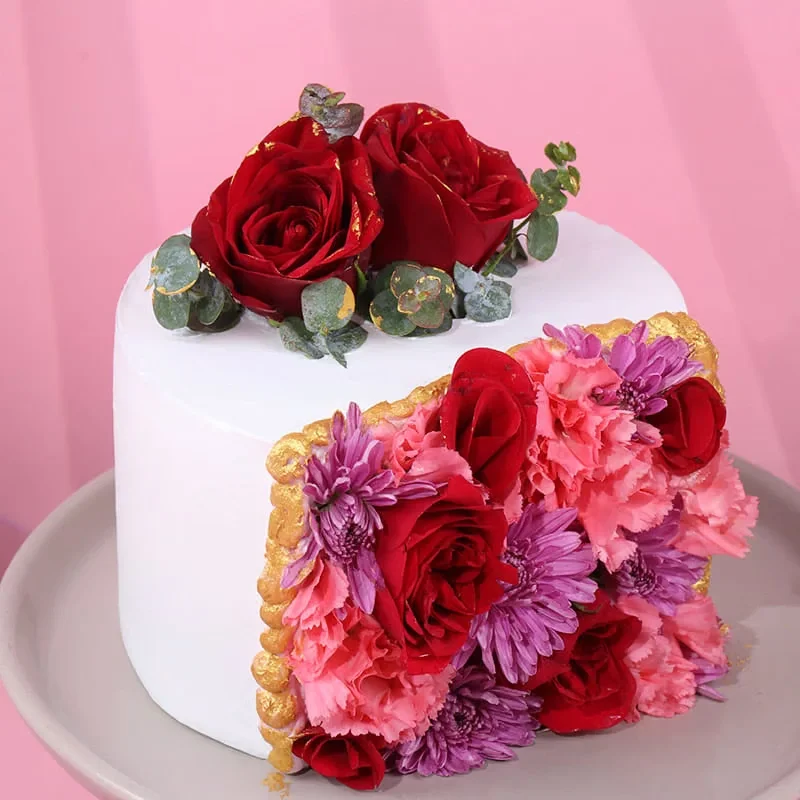 Romantic Floral Chocolate Half Cake Sweet
