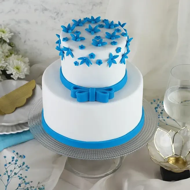 bluebow2tiertrufflecake3kg1