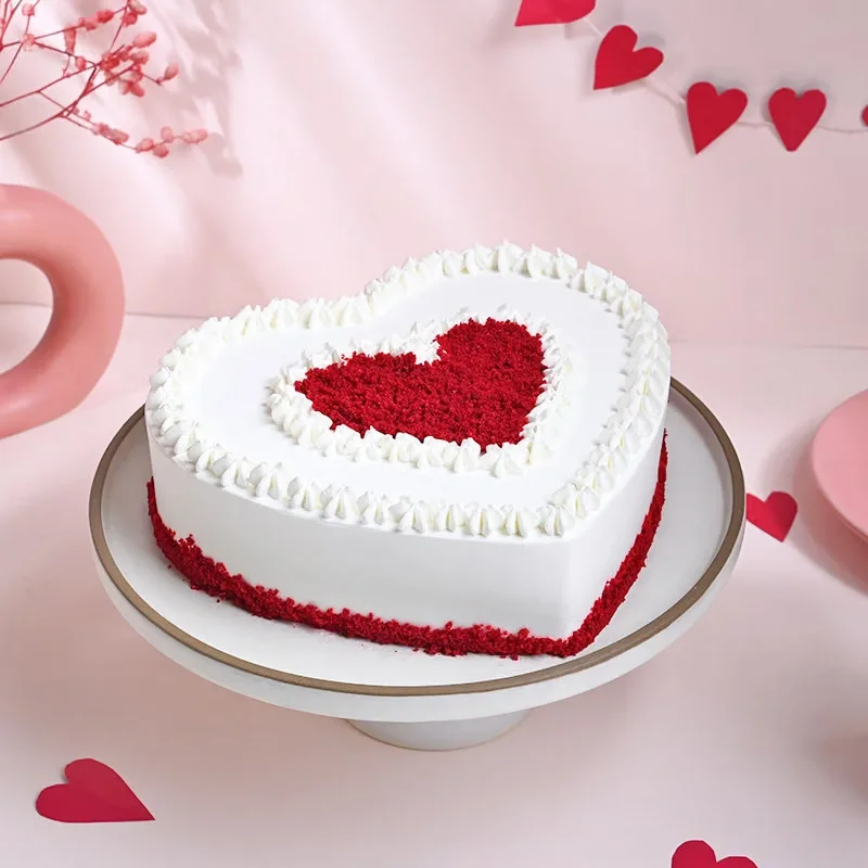 gratifyingredvelvetcake9998480caAA