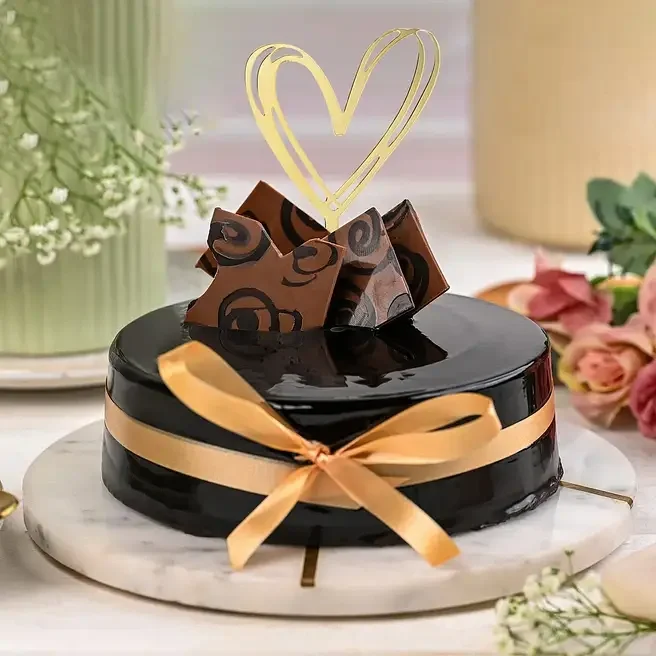 chocolatetrufflecakewithheartshapedtopper500gm1