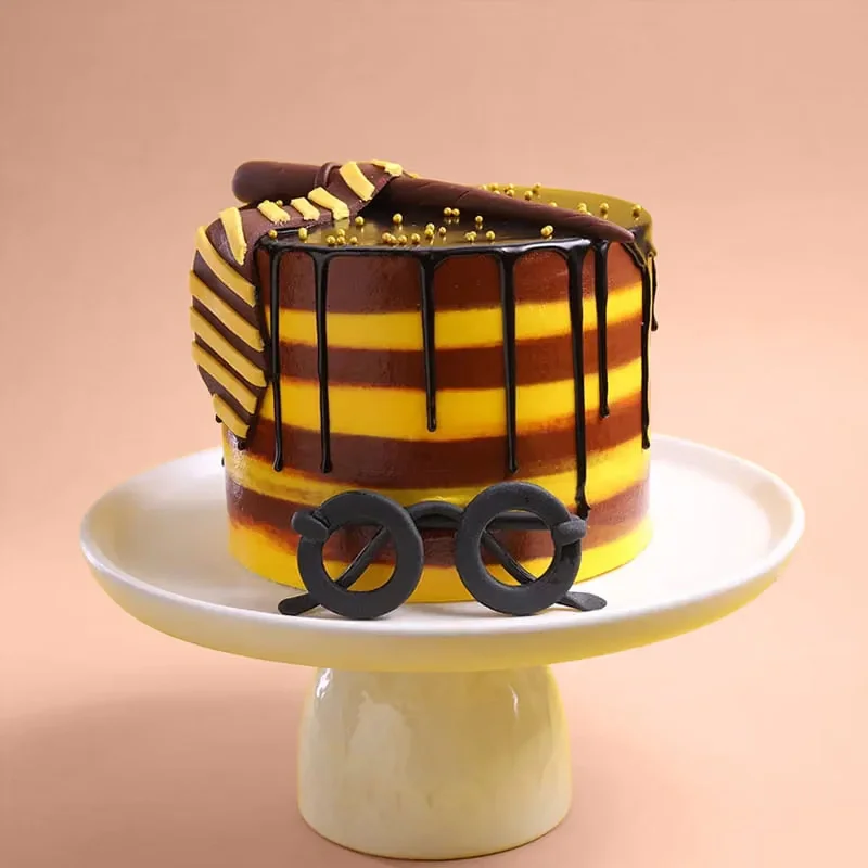 Harry Potter Gryffindor Drip Cake Sweet