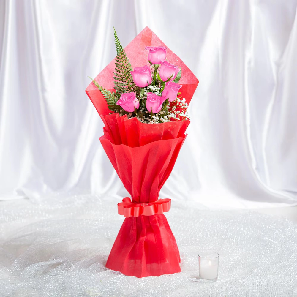 Blooming Pink Rose Flowers  Bouquet