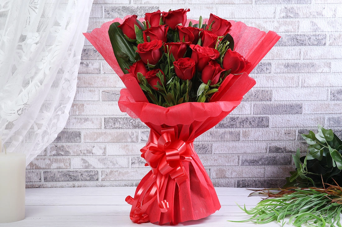 Red velvet rose Flowers bouquet