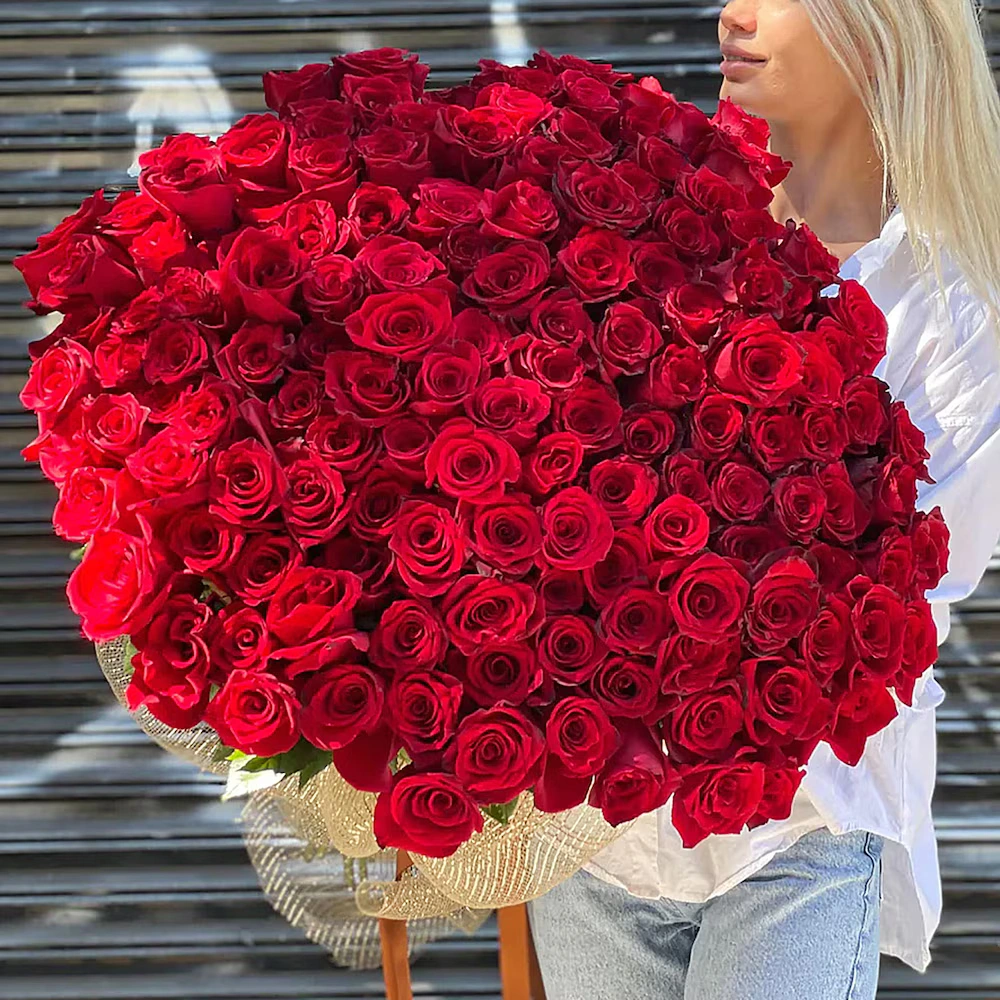 Red Rose Key to Heart Flowers Bouquet 