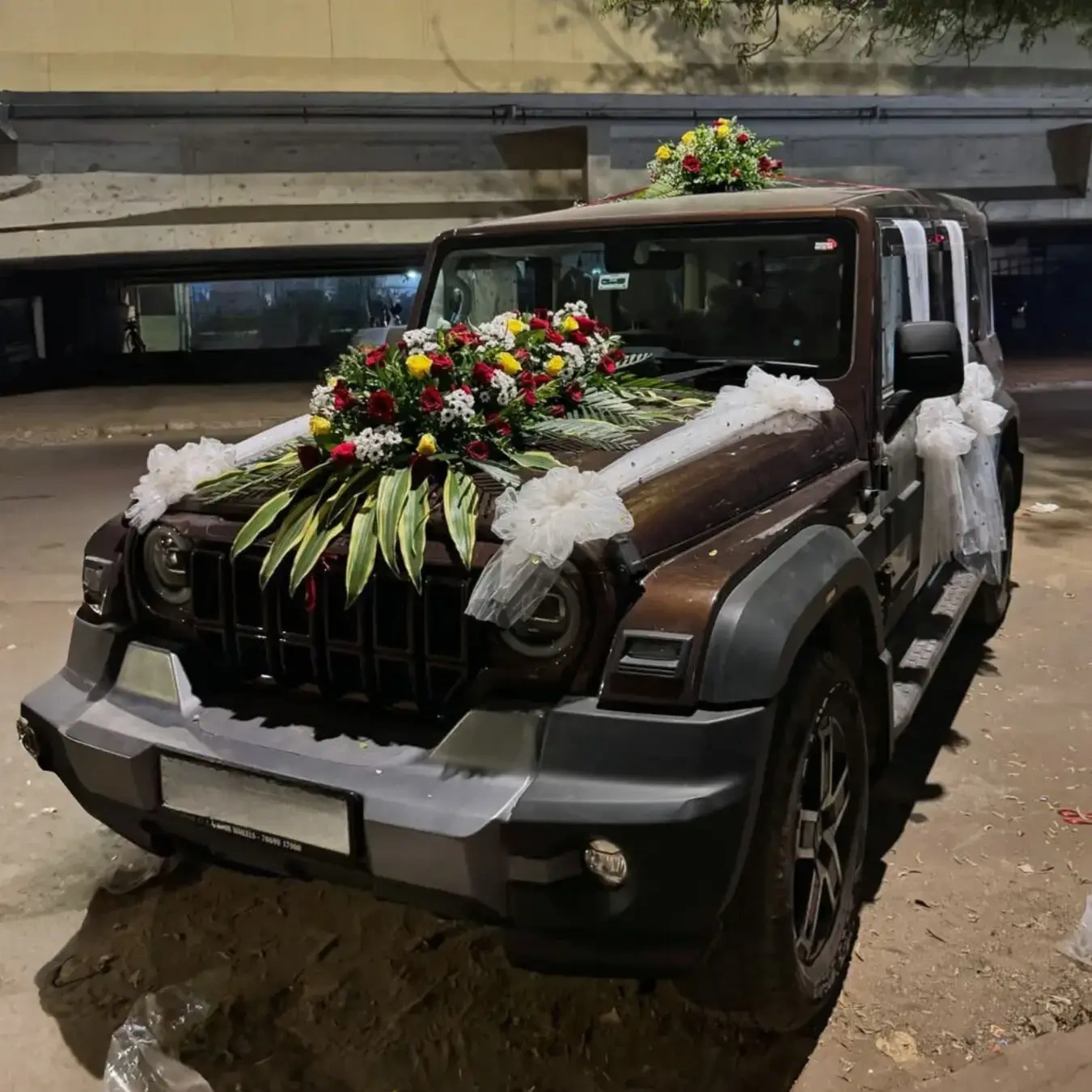 Elegant Bouquet Wedding Car Decor