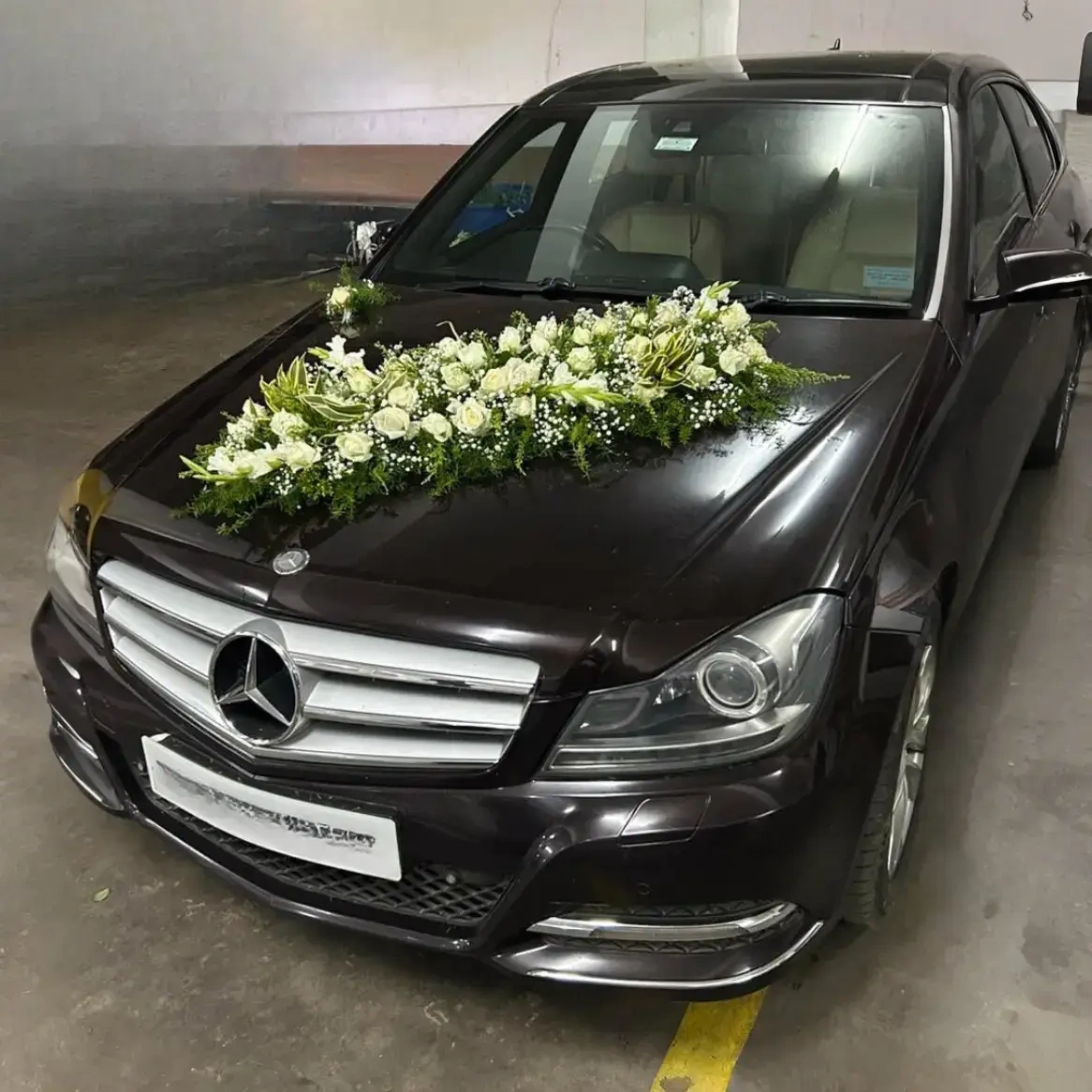 Classic Mercedes Wedding Car Decora