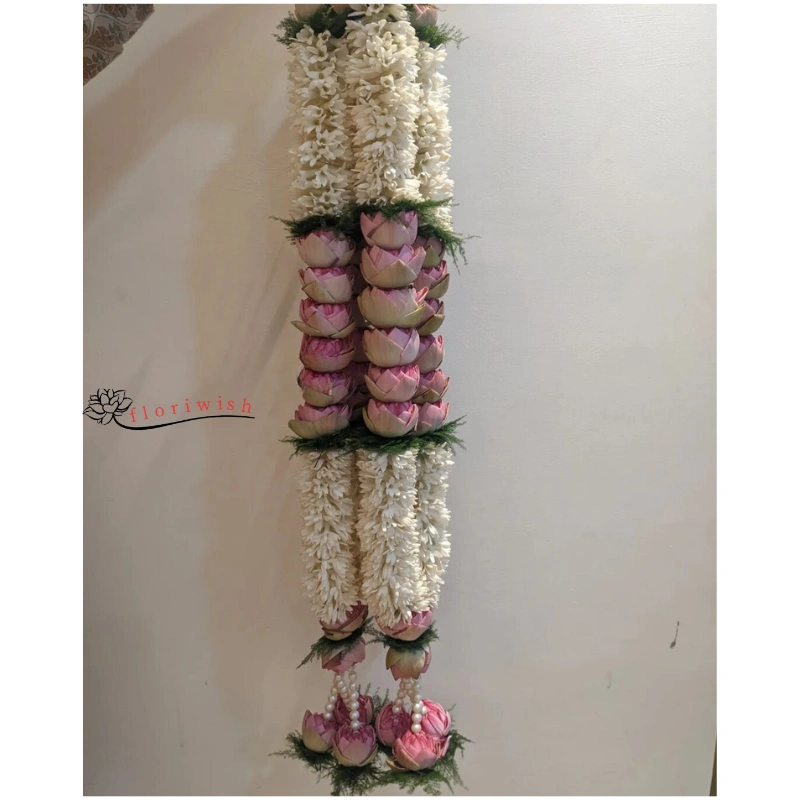 Lotus & Rajnigandha Flower Varmala