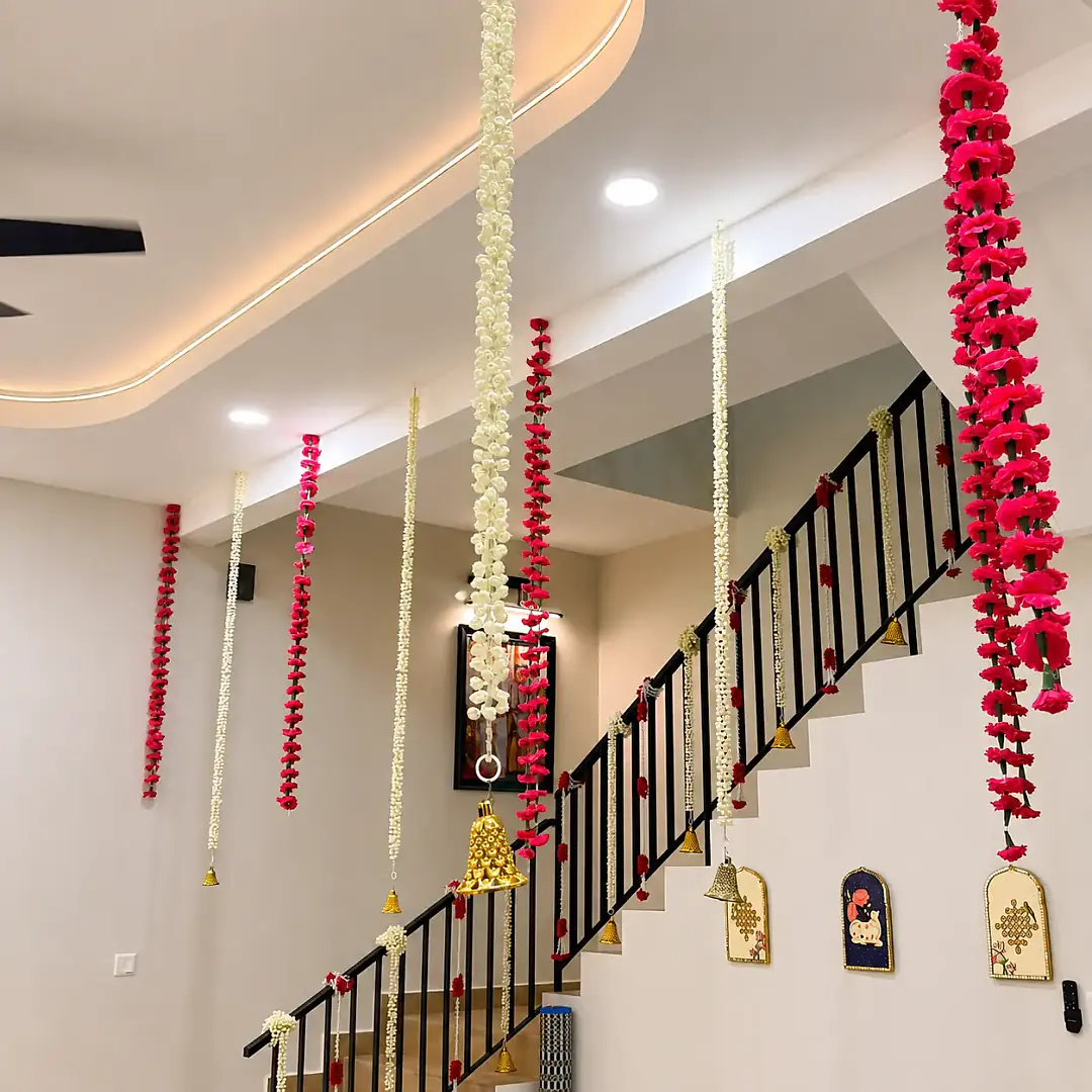 Luxury Housewarming Flower Decor Setup
