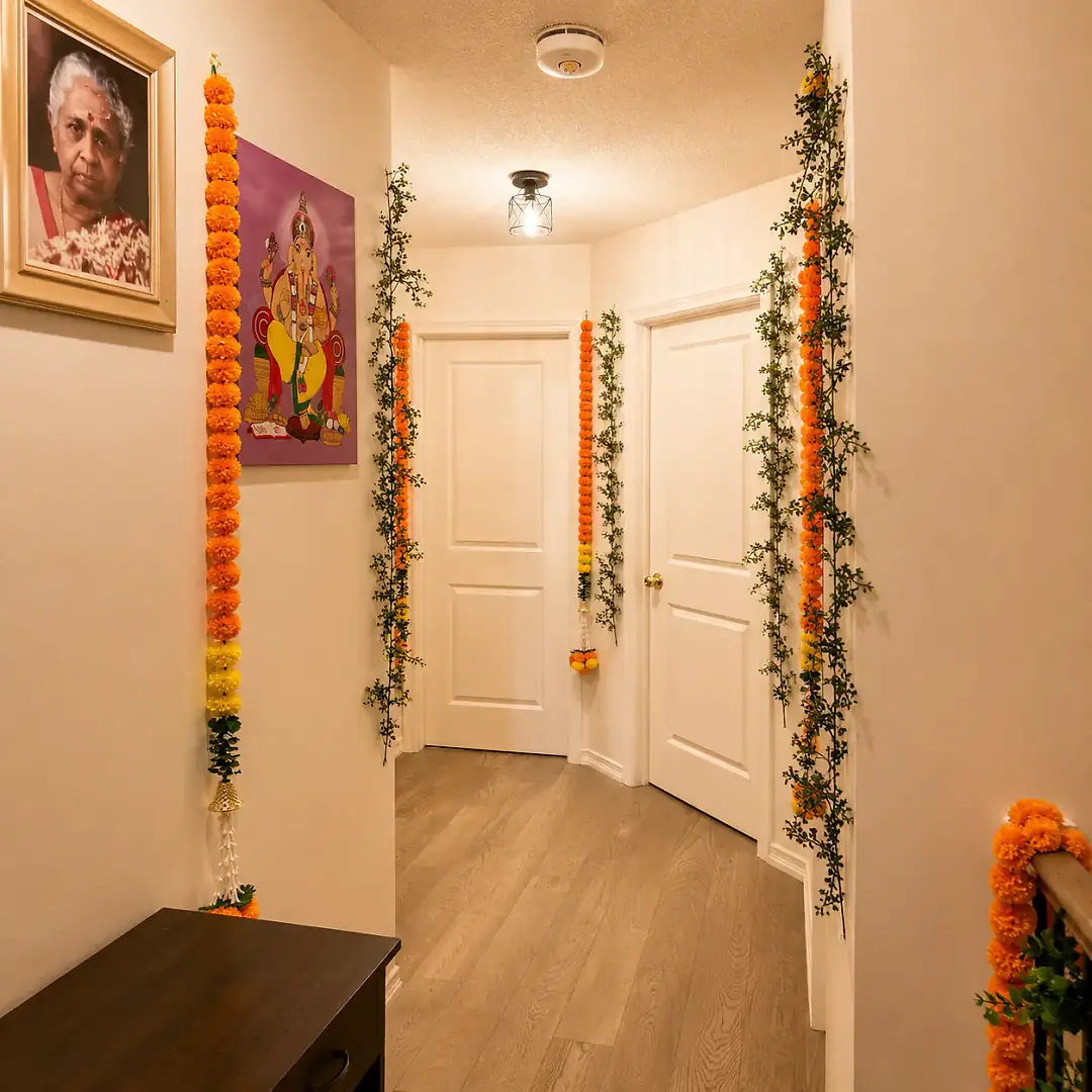 Classic Housewarming Flower Decoration Setup