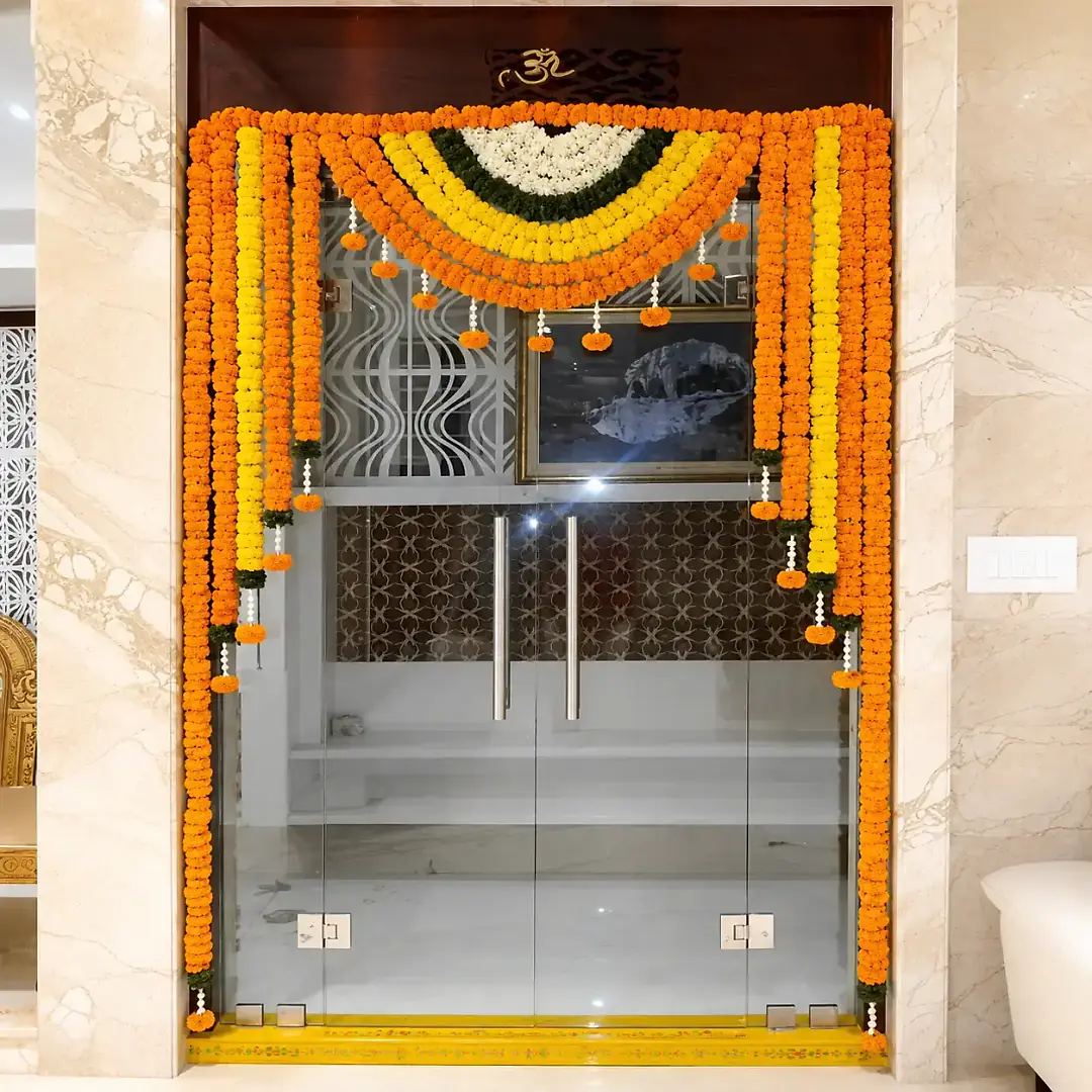Mandir Setup with Flowers Set