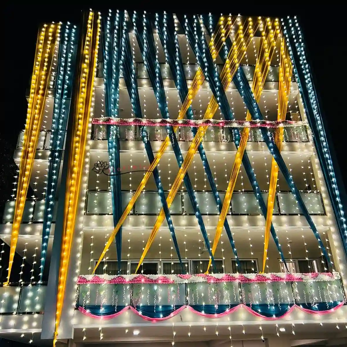 Yellow Aqua Theme House Decoration