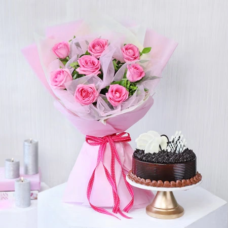 Roses and Cake Gift Hamper Combo