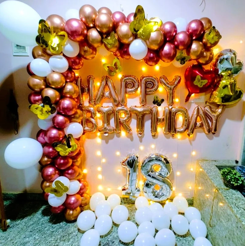 RoseGoldChromeWhiteBalloonDecor
