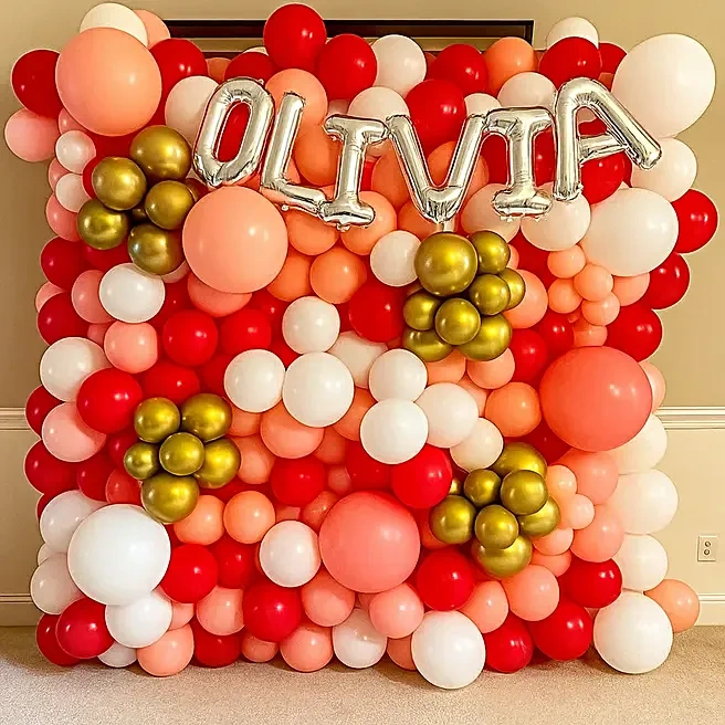 glimmeringgoldballoondecor1