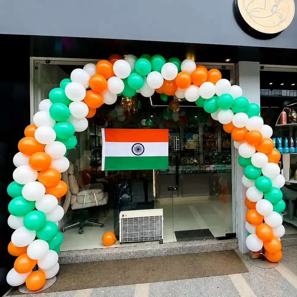 tricolorballoondecorationforoffice1785486539670400192