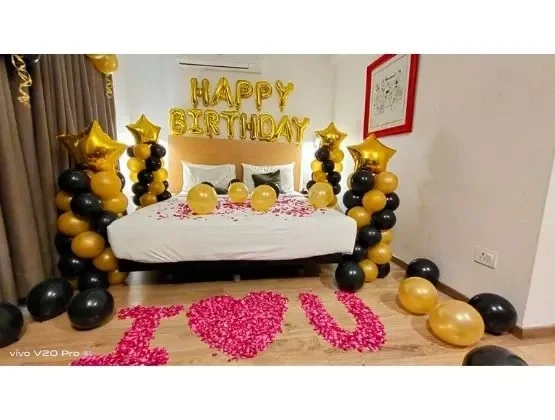 blackandgoldenbirthdaydecor20main1622197400