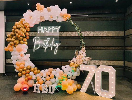 classybirthdayringdecorationmain1660553077