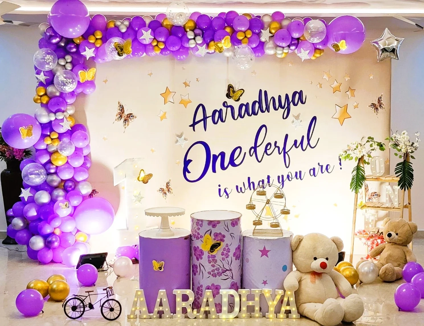 OnederfulBearBashThemeDecor