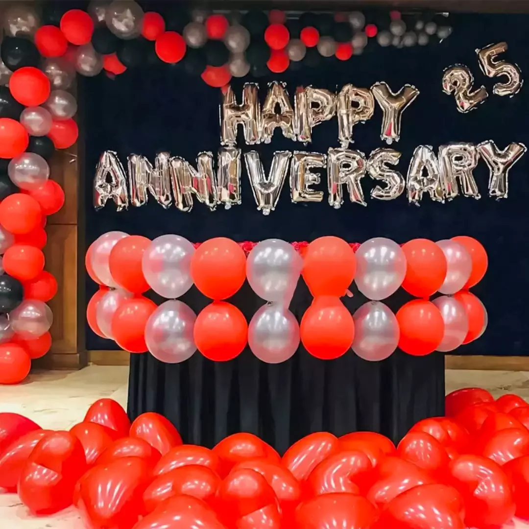 redanniversarydecormain1692602279