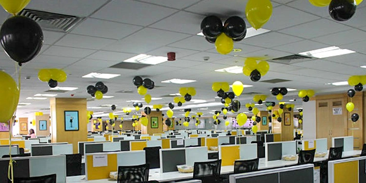 yellowblackthemedofficedecor11667824389