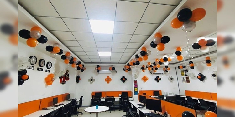 blackorangesilverthemedofficedecor11667817278