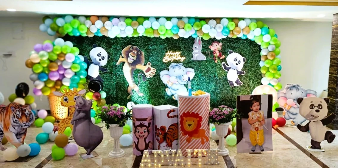 JungleKingdomBirthdayDecor