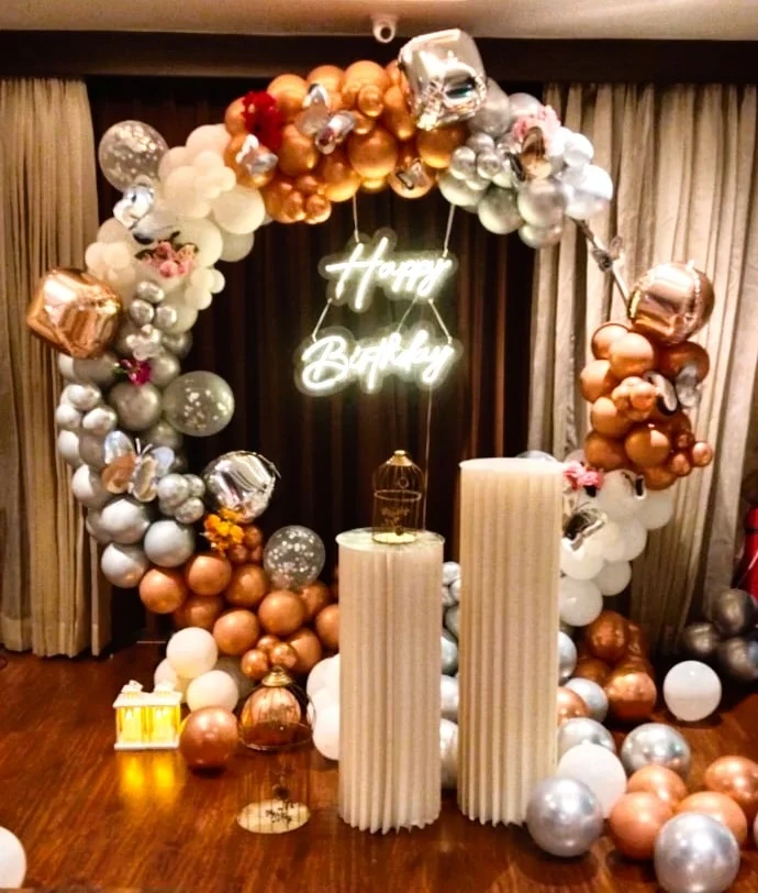 ChromeBlushPremiumRingDecor