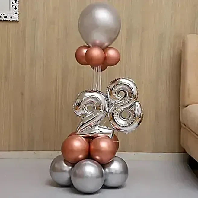 rosegoldandsilvernumber28balloonbouquet1